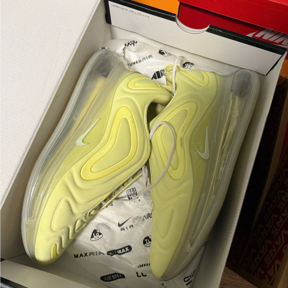 Nike Air Max 720 SE Black Sneakers